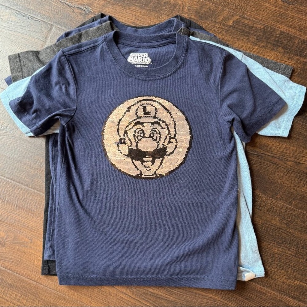 Bundle of Nintendo Blue Kids T-Shirt with Sequin Design, 5 included! Size 5/6
